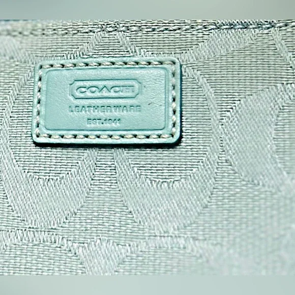 Coach Mint Green Signature Jacquard Wristlet - Picture 5 of 12